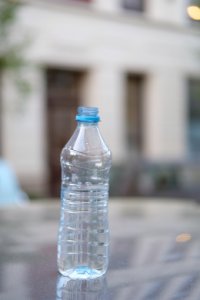 Wasserflasche aus Plastik